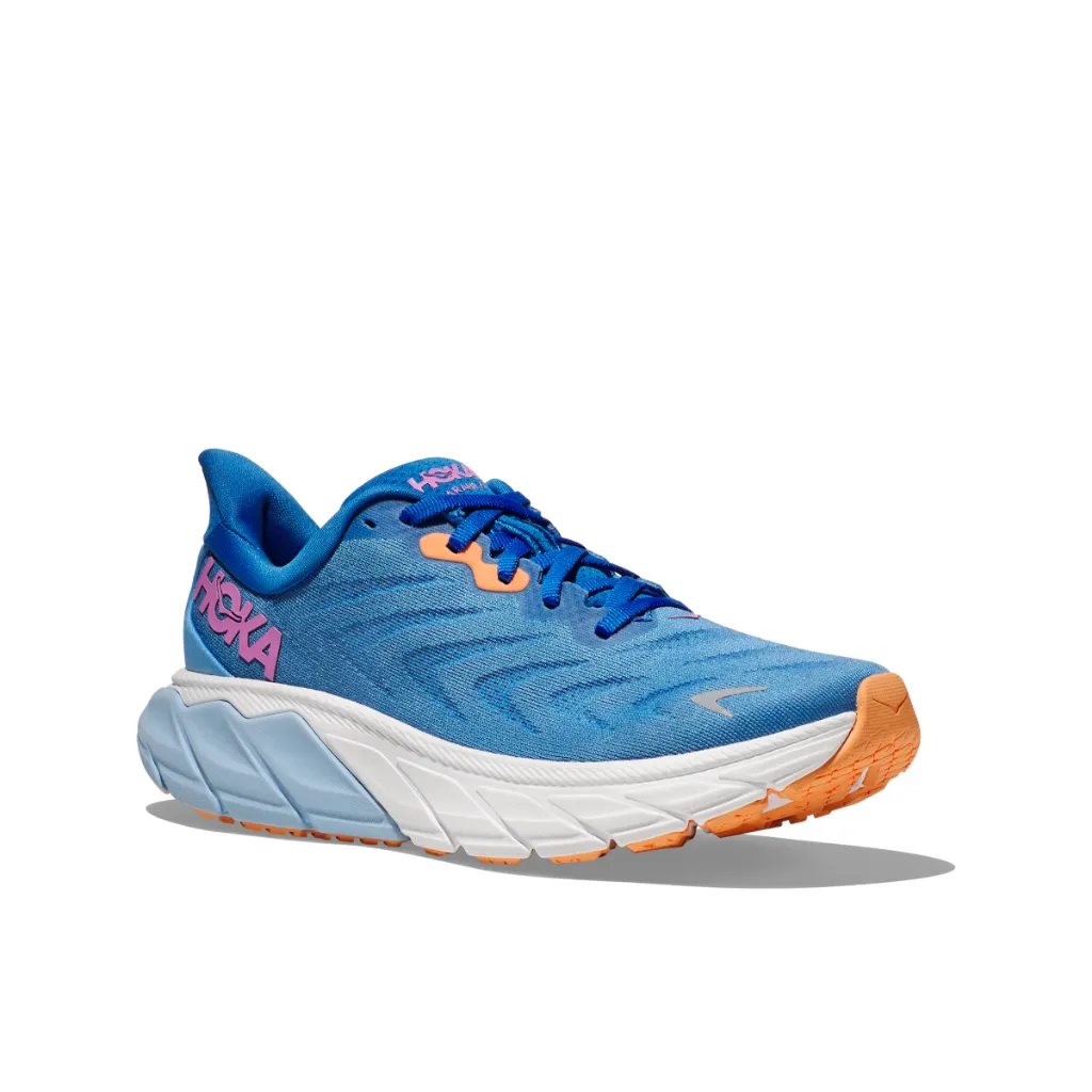 Women's Arahi 6